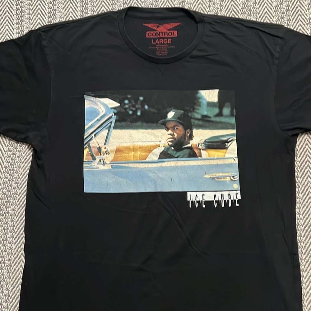 Ice Cube T-shirt size Large